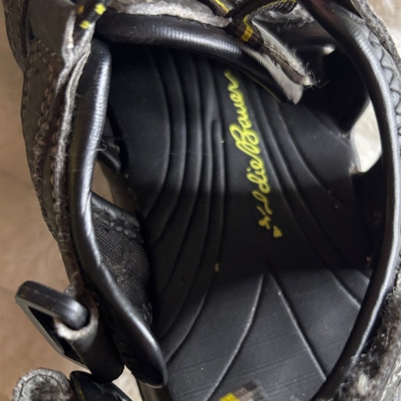 Eddie Bauer Kids Black and Yellow Adventure Sandals - Picture 3 of 4